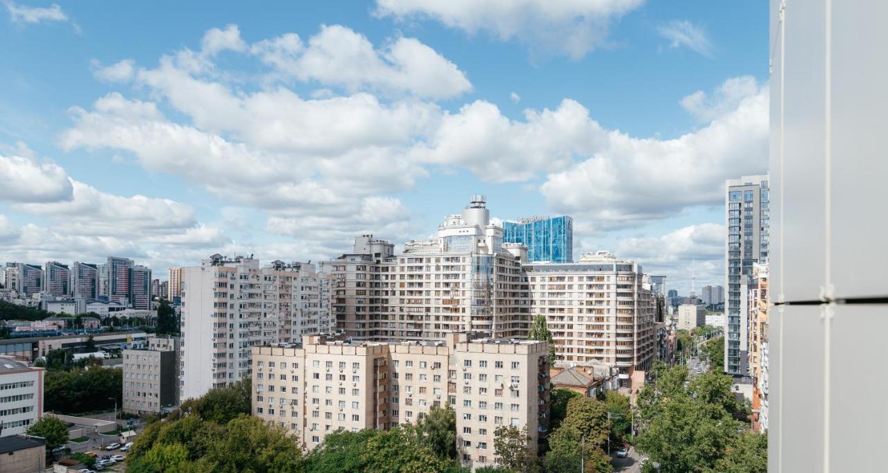 Pearl Premium Apartments 3 Kyiv Exterior photo